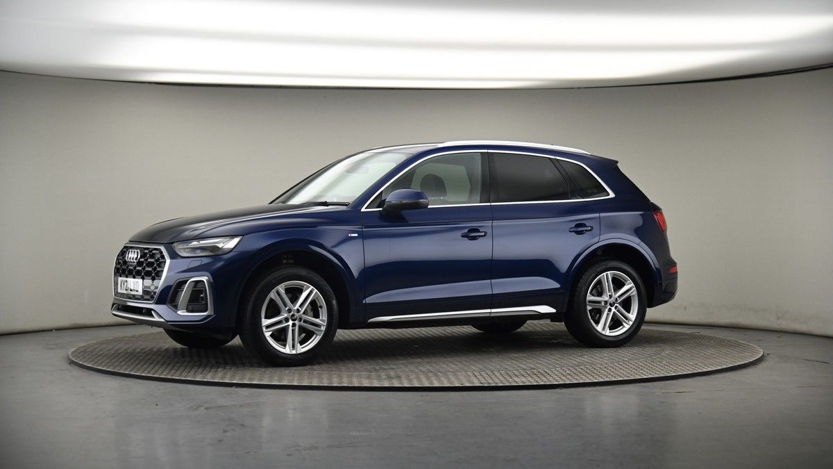 More views of Audi Q5