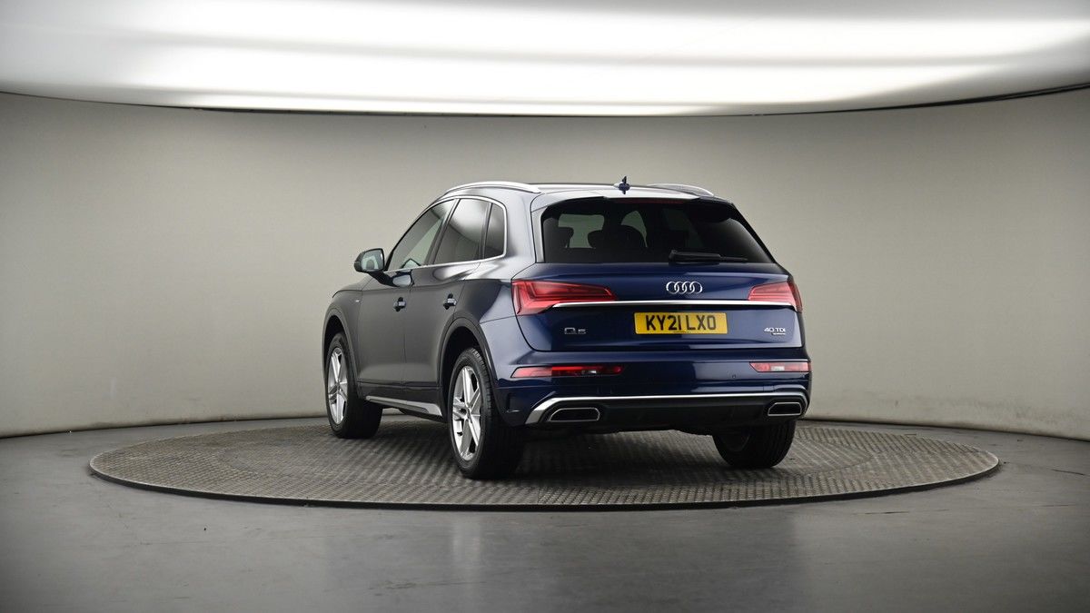 More views of Audi Q5