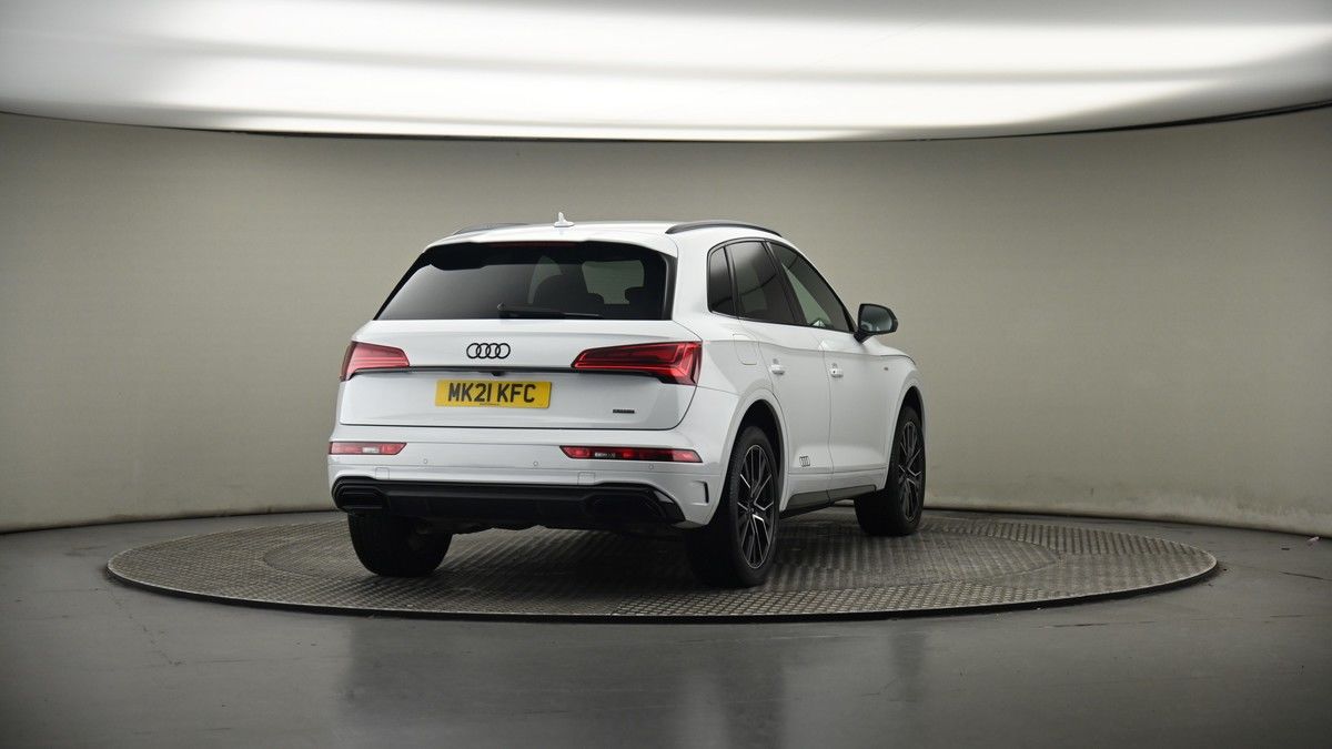 More views of Audi Q5