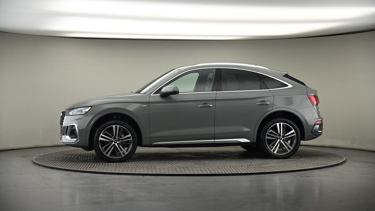 More views of Audi Q5