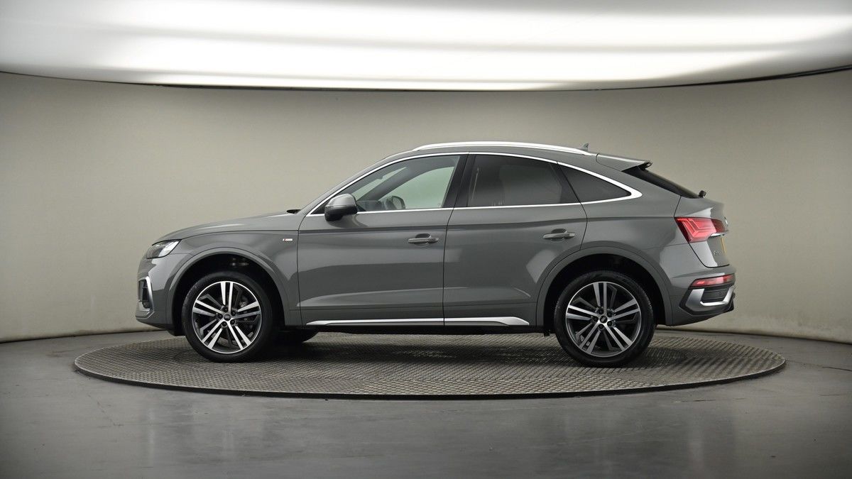 More views of Audi Q5