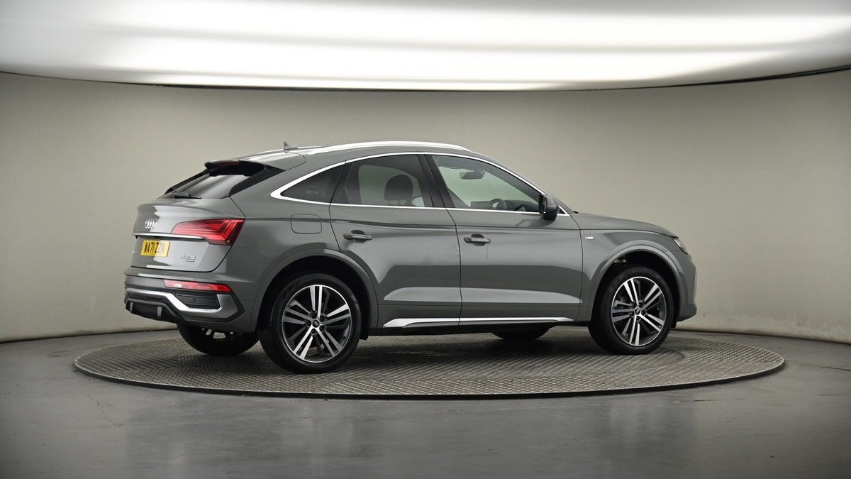 More views of Audi Q5