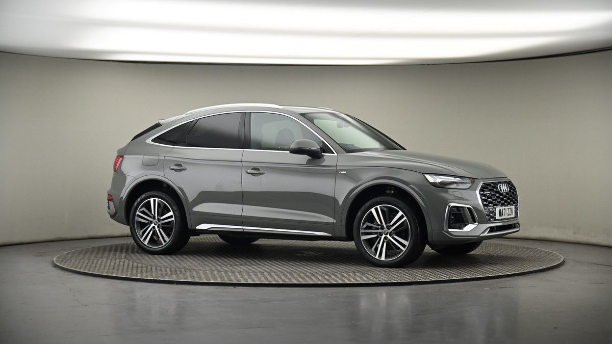 More views of Audi Q5