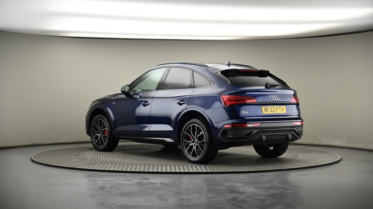 More views of Audi Q5