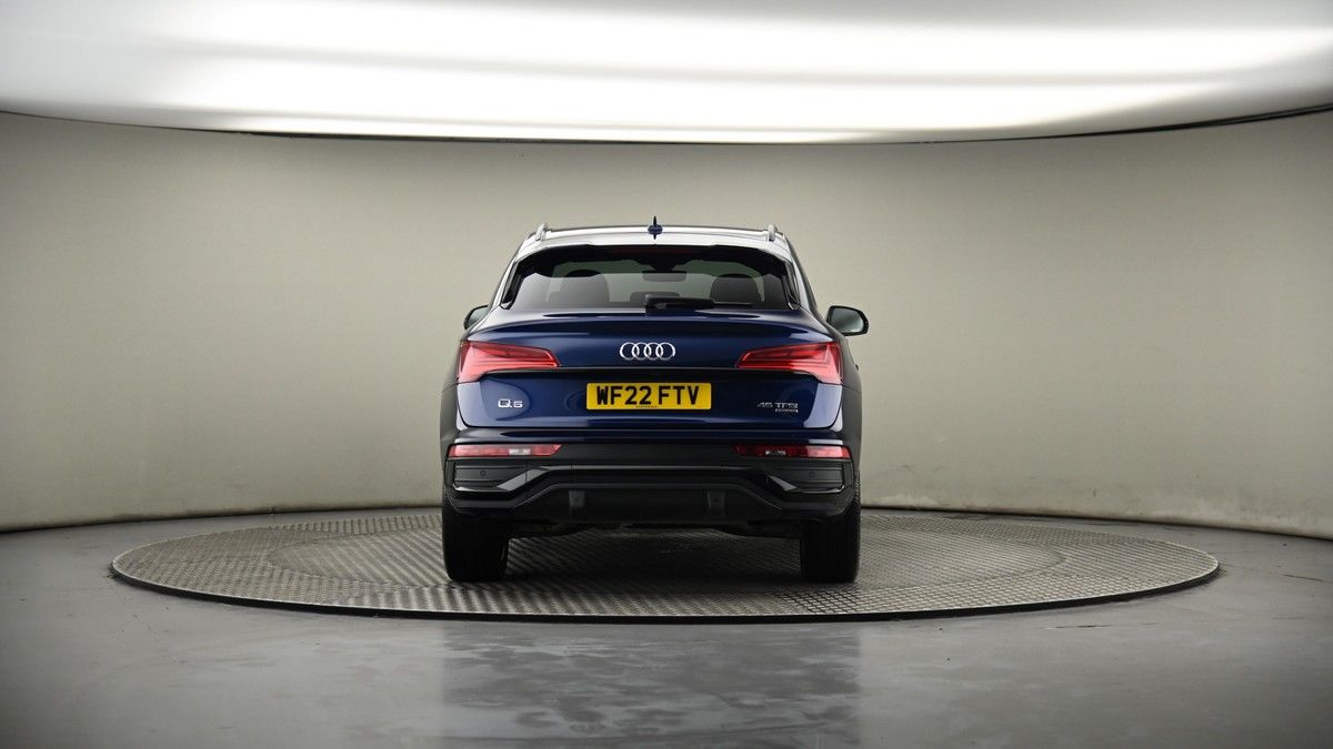 Audi Q5 Image 16