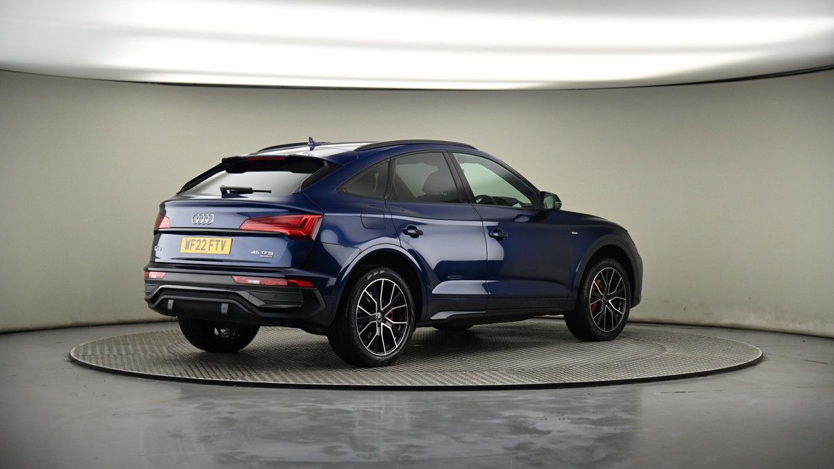 Audi Q5 Image 6