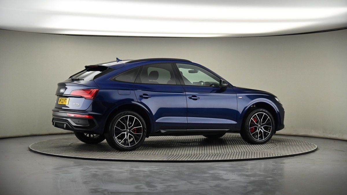 More views of Audi Q5