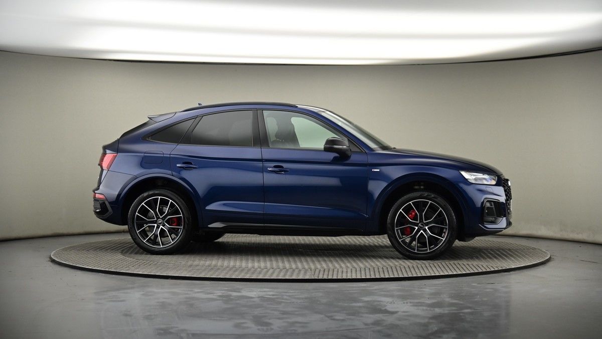 More views of Audi Q5