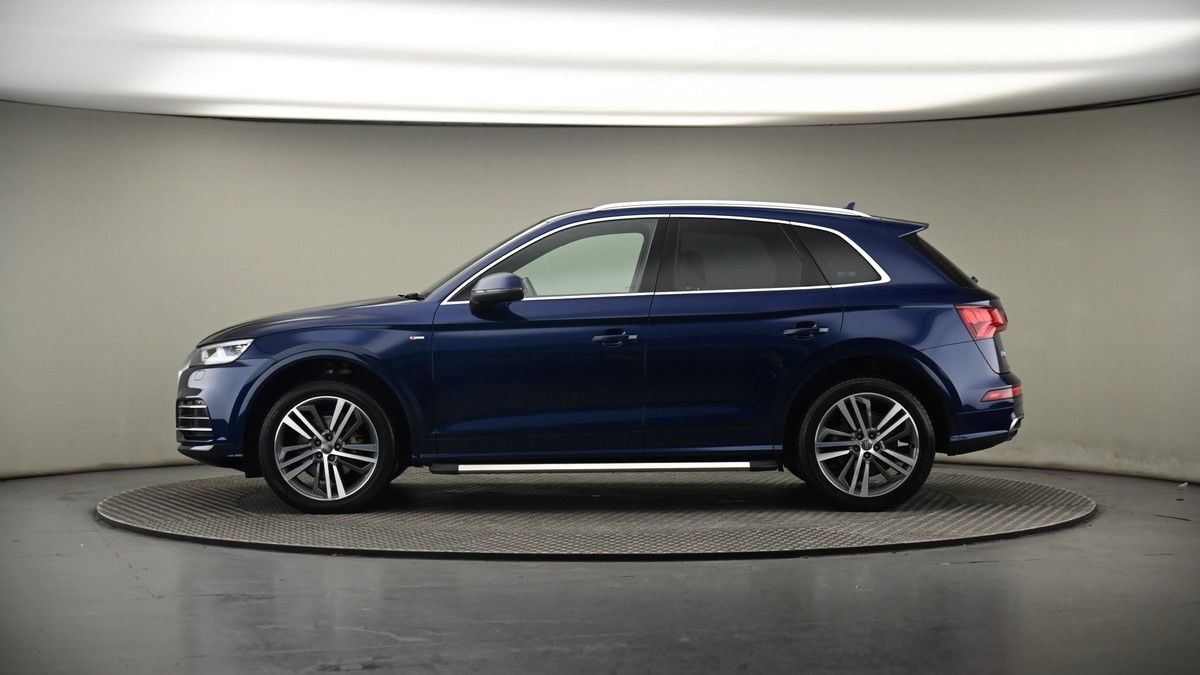 Audi Q5 Image 19