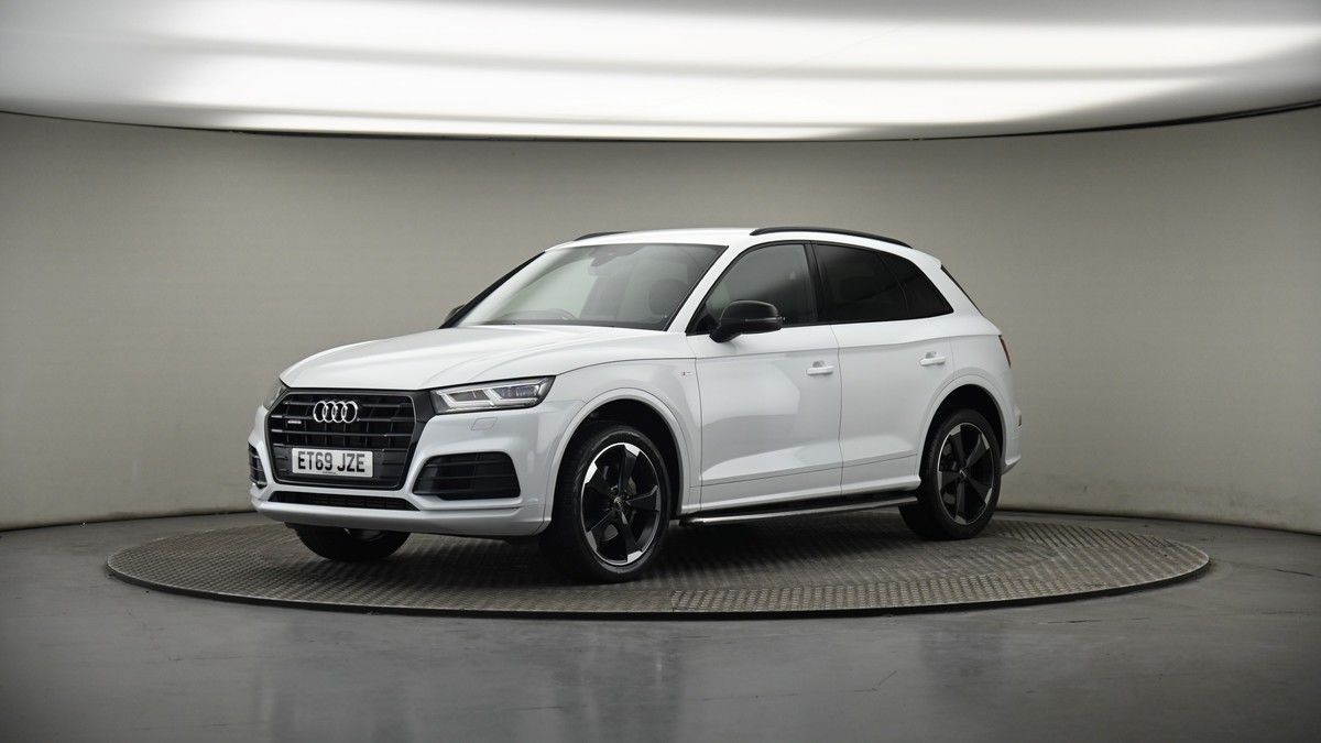 More views of Audi Q5