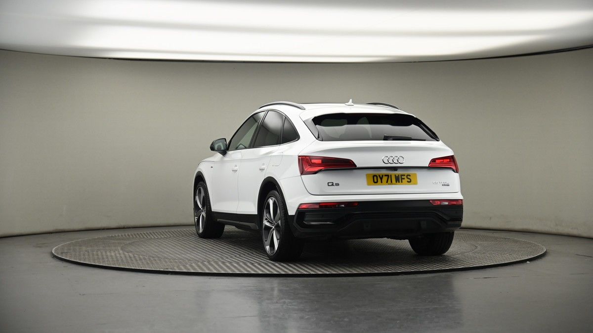 More views of Audi Q5