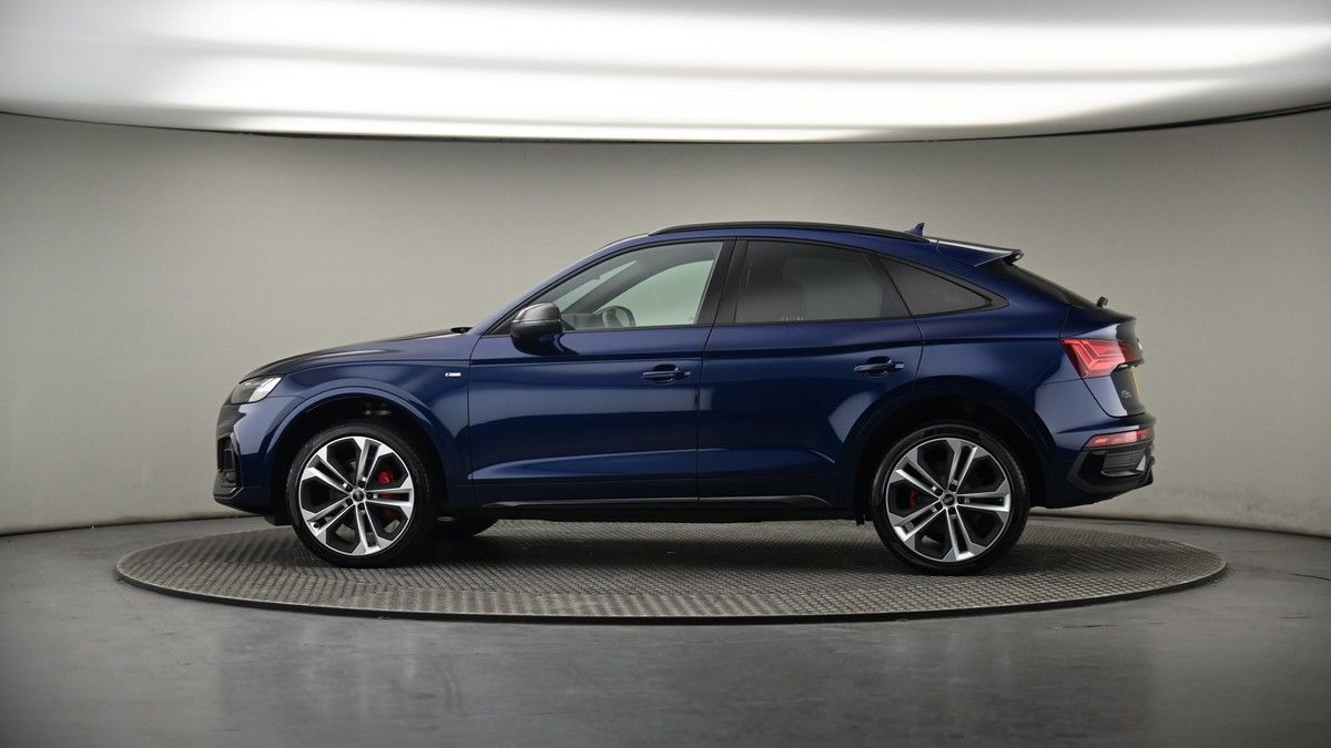 More views of Audi Q5