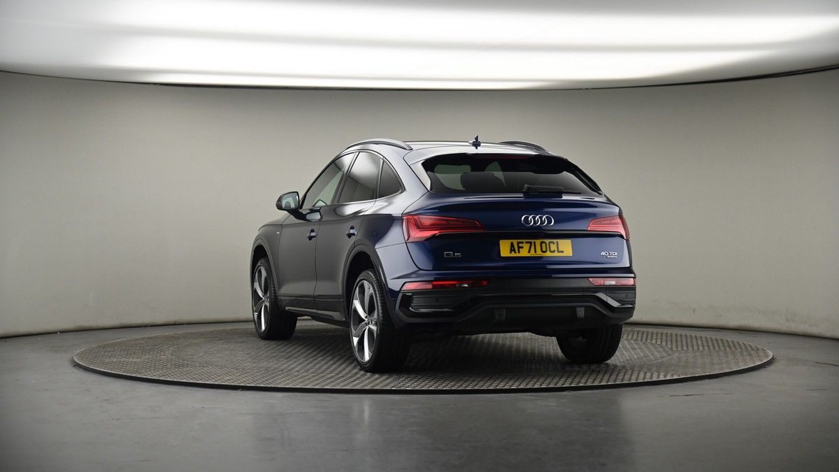 More views of Audi Q5