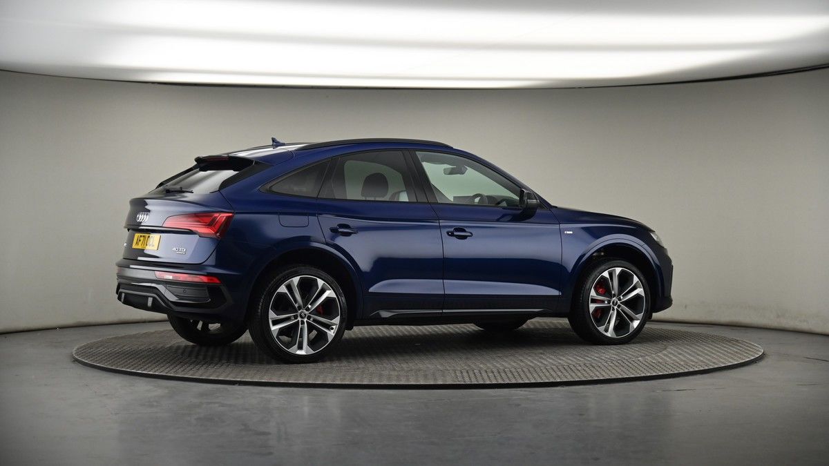 More views of Audi Q5