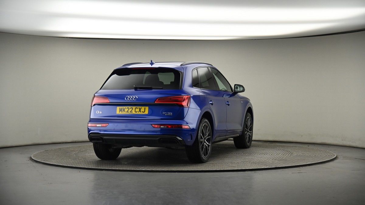 More views of Audi Q5