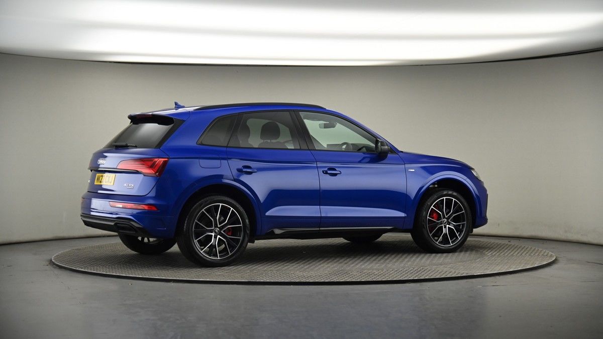 More views of Audi Q5