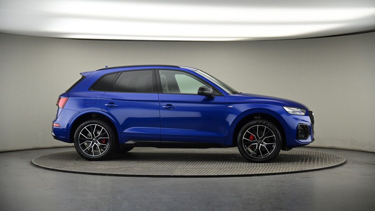 More views of Audi Q5