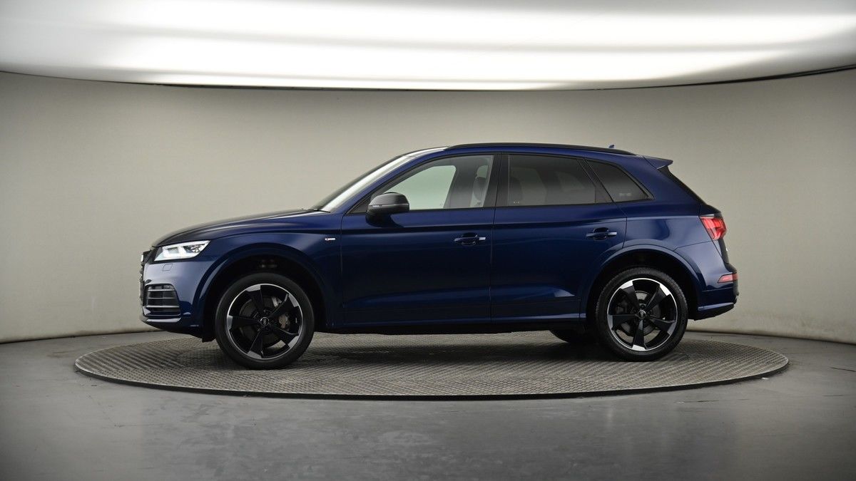 More views of Audi Q5