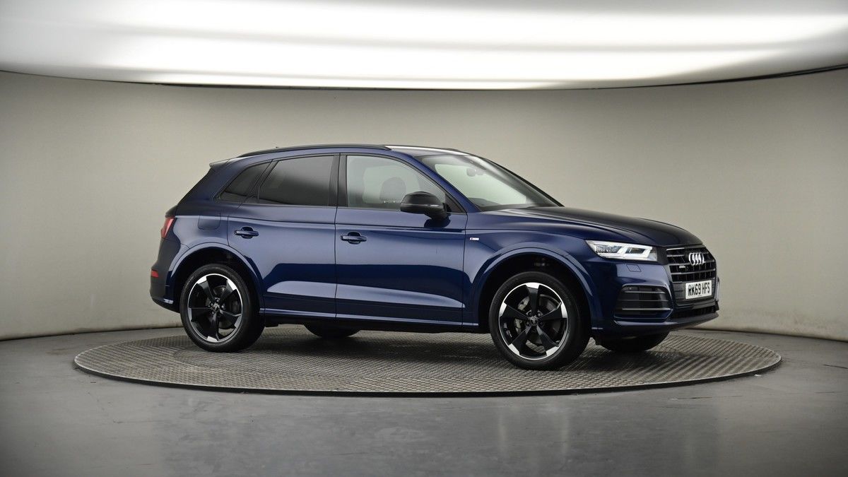 More views of Audi Q5