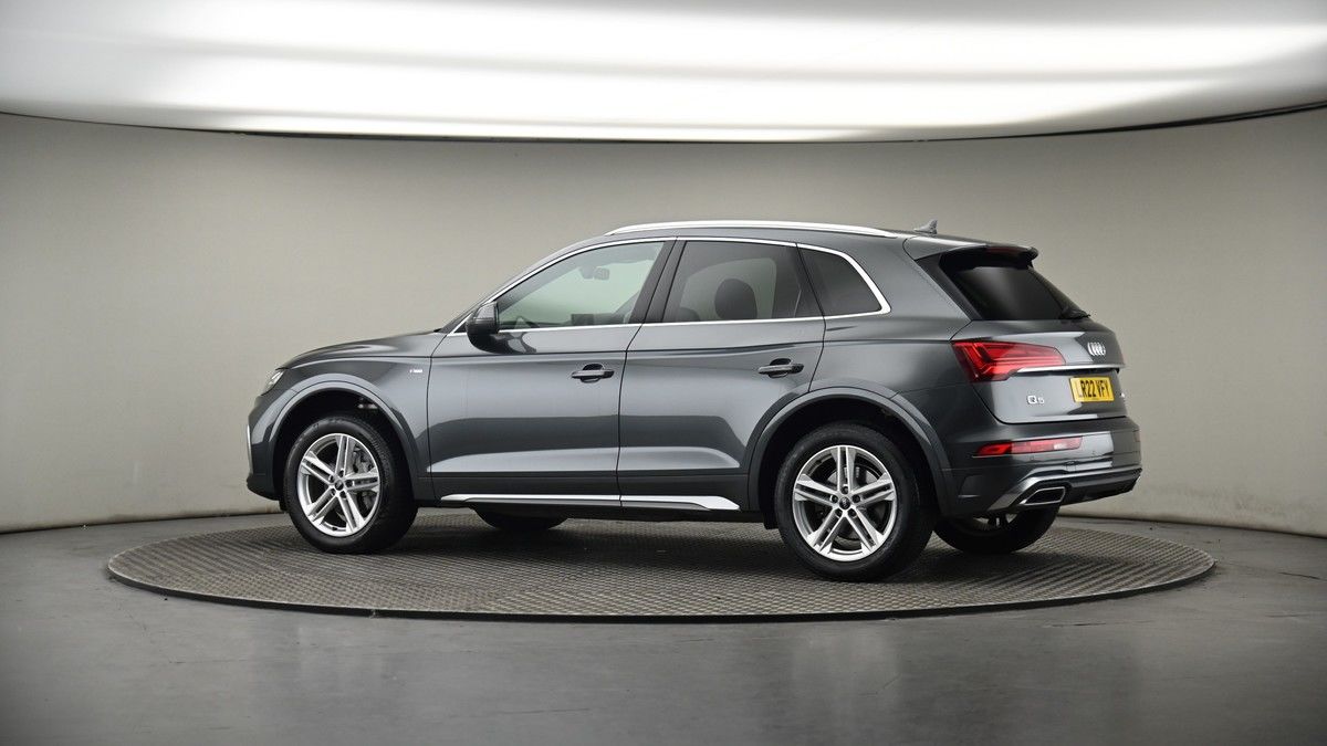 More views of Audi Q5