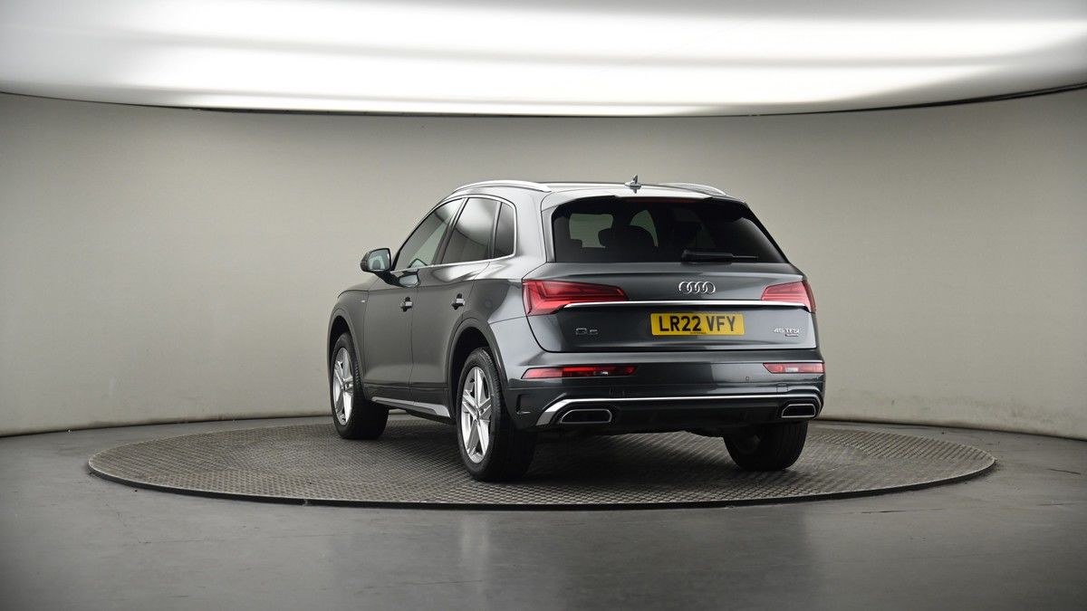 More views of Audi Q5