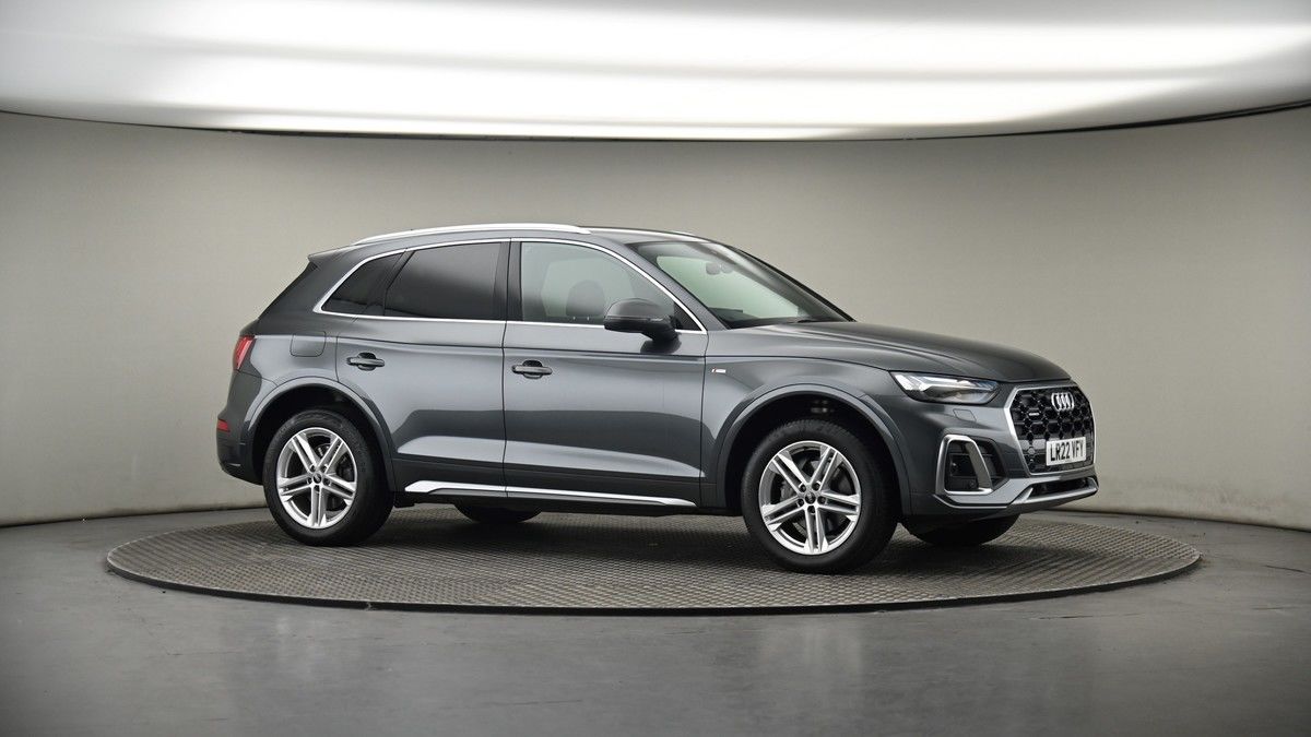 More views of Audi Q5