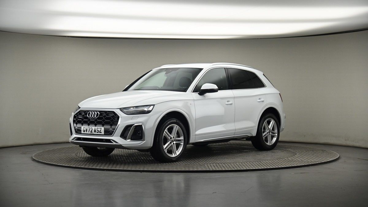 More views of Audi Q5