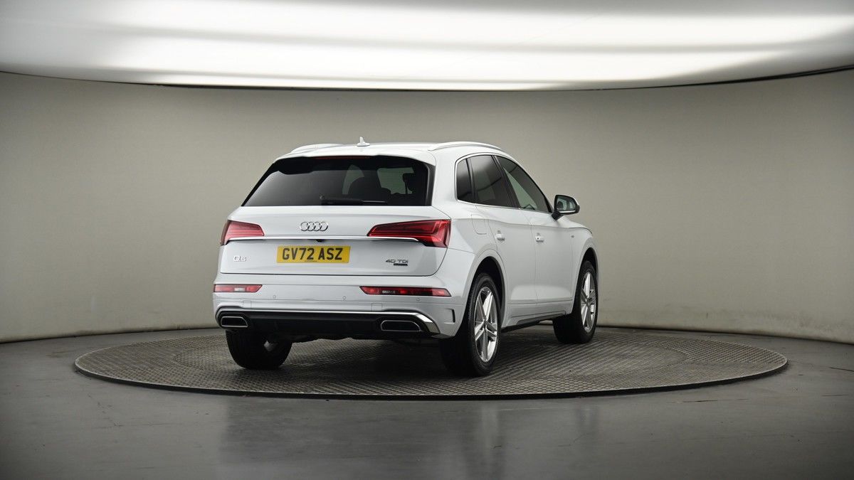 More views of Audi Q5