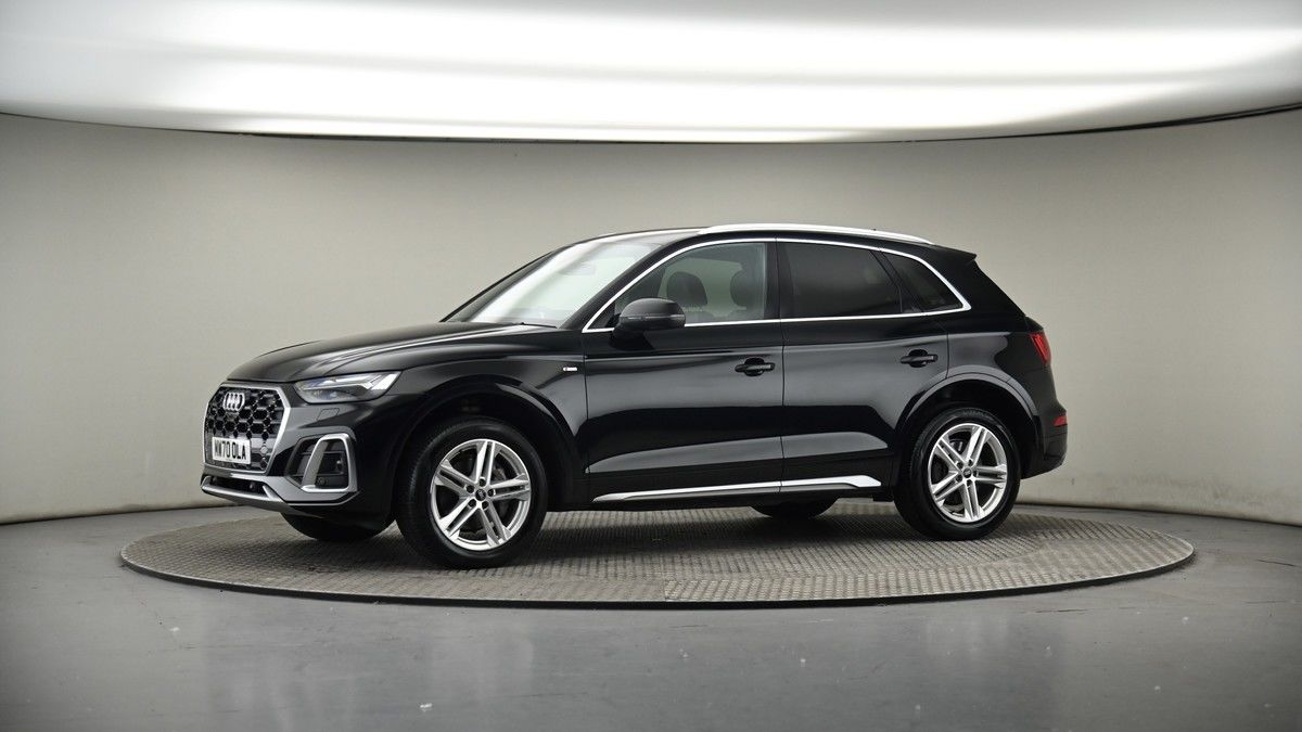 More views of Audi Q5