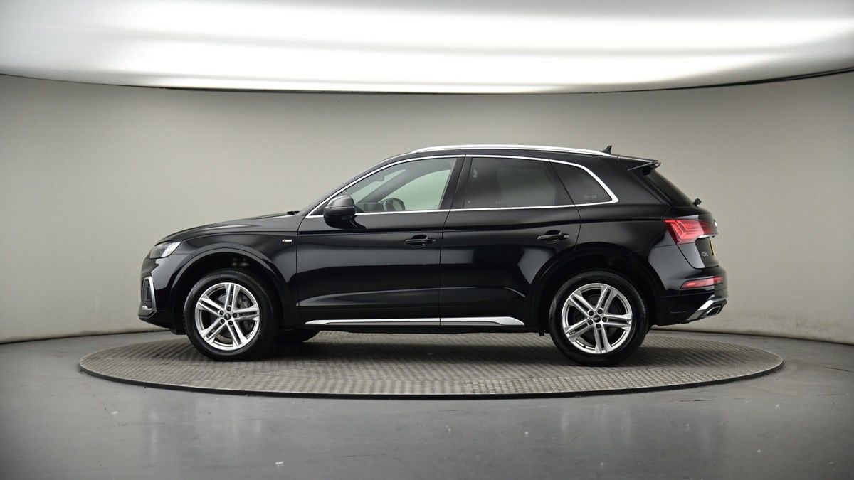 More views of Audi Q5