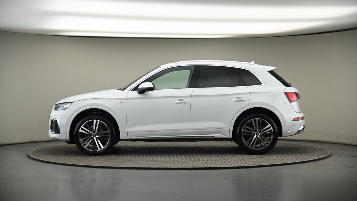 Audi Q5 Image 19