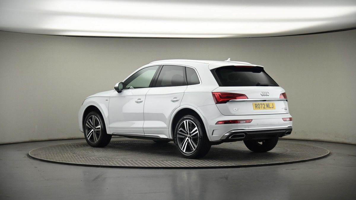 More views of Audi Q5