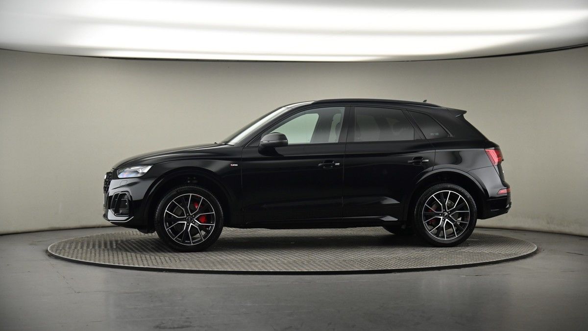 More views of Audi Q5