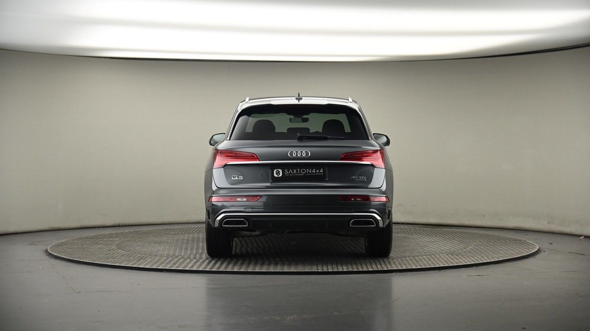 Audi Q5 Image 17