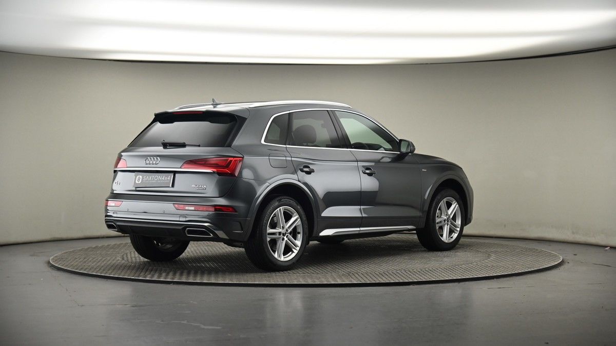 Audi Q5 Image 7