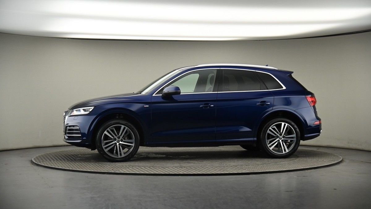 More views of Audi Q5