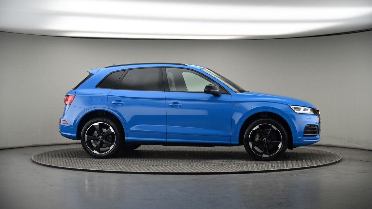 More views of Audi Q5