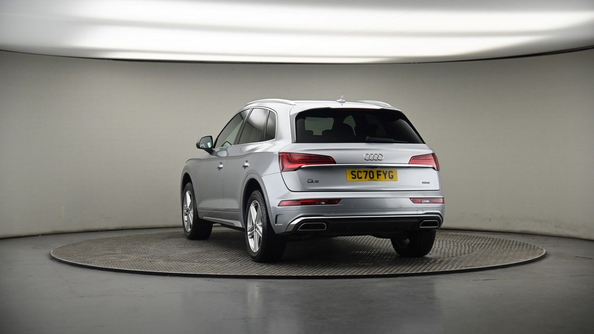 More views of Audi Q5