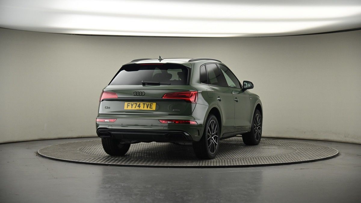 More views of Audi Q5