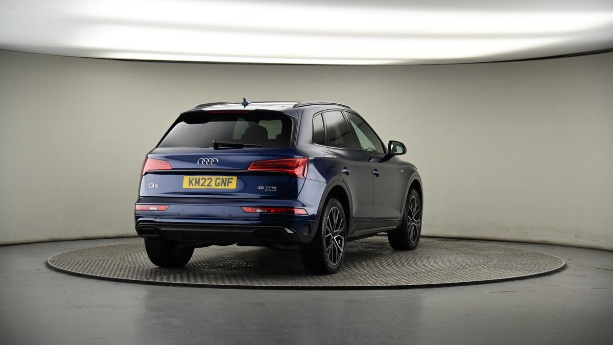 More views of Audi Q5