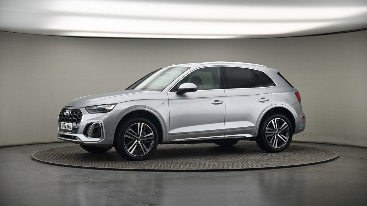 More views of Audi Q5