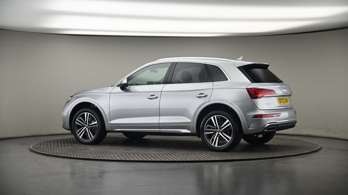 More views of Audi Q5