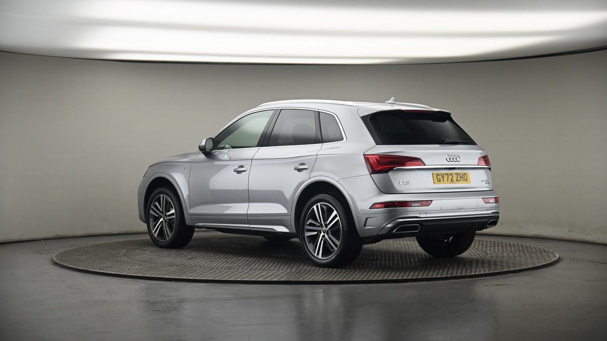 More views of Audi Q5