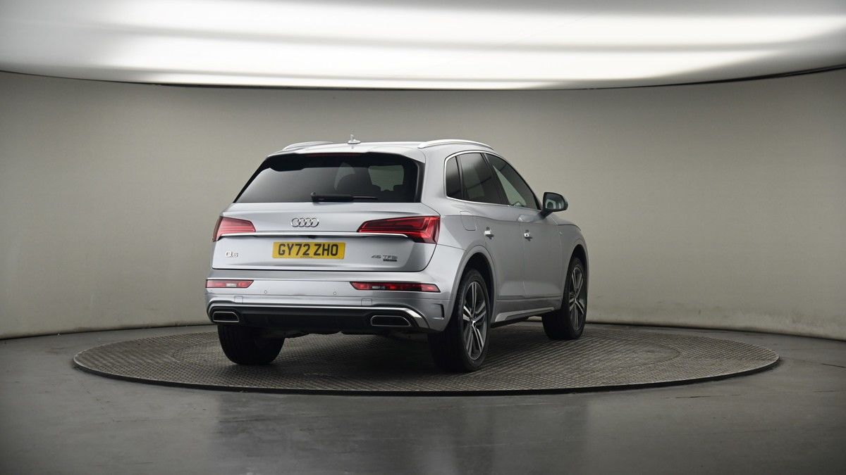 More views of Audi Q5