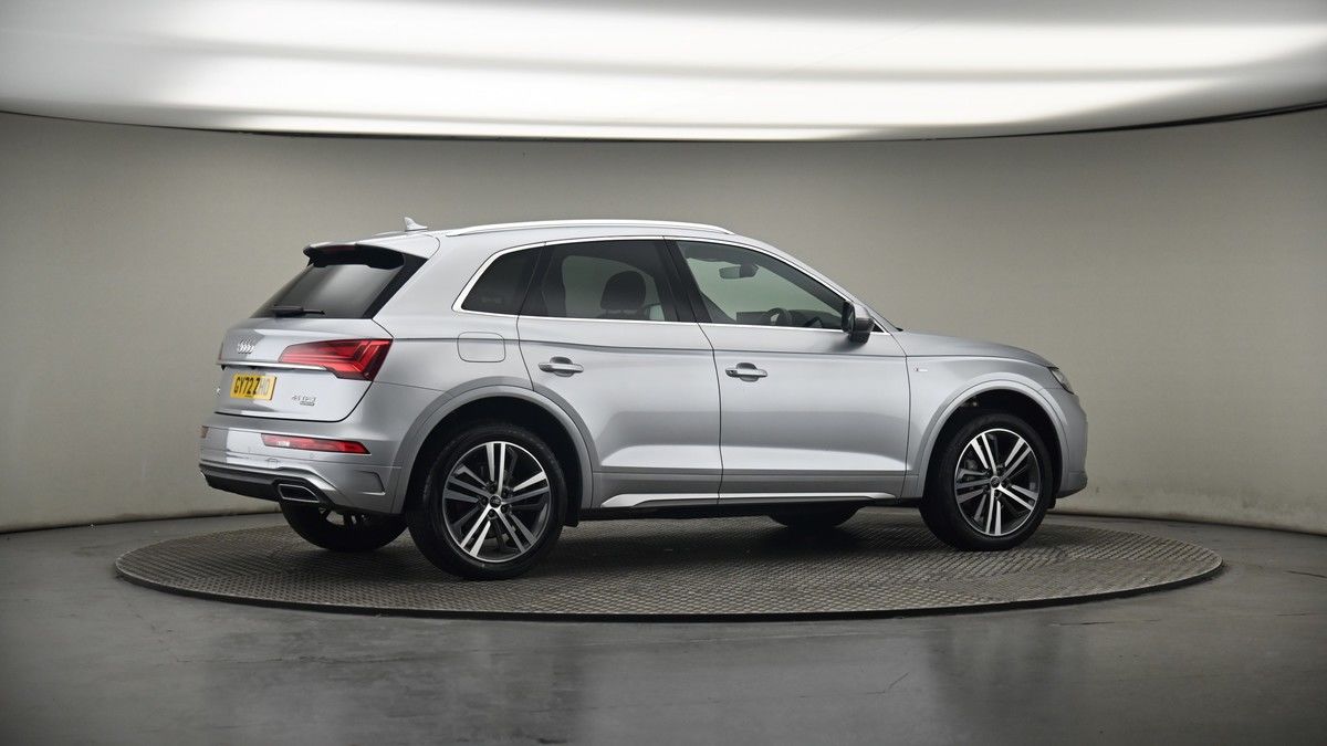 More views of Audi Q5