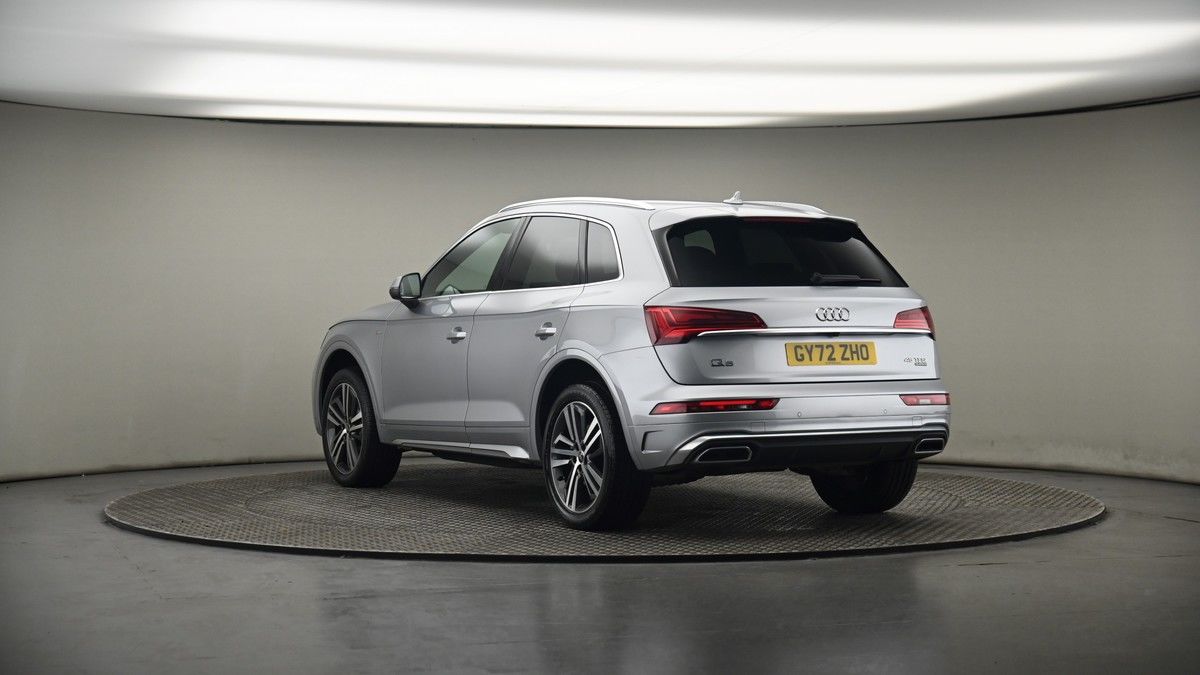 More views of Audi Q5