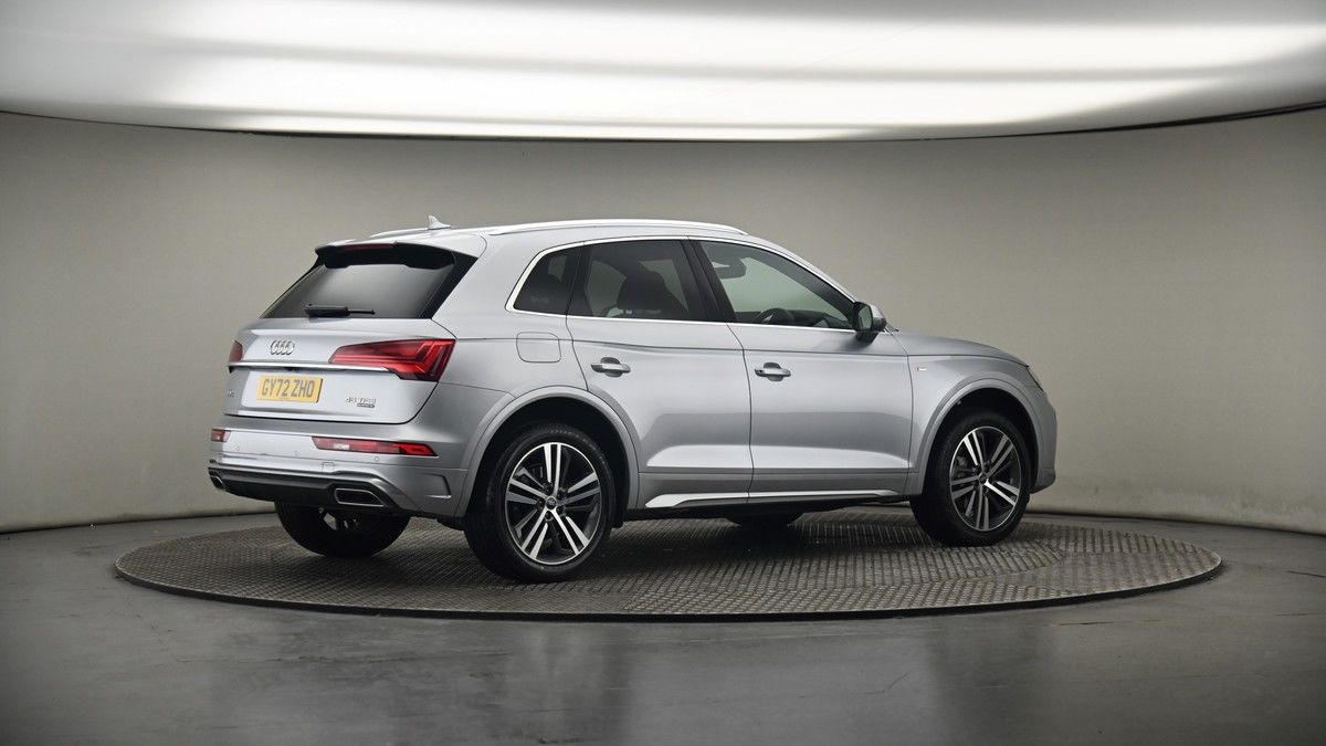 More views of Audi Q5