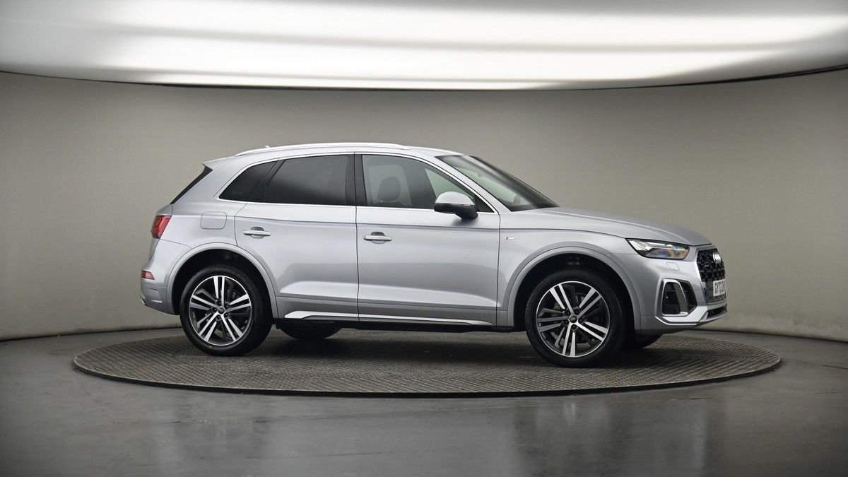 Audi Q5 Image 12