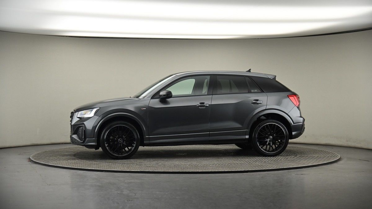 More views of Audi Q2