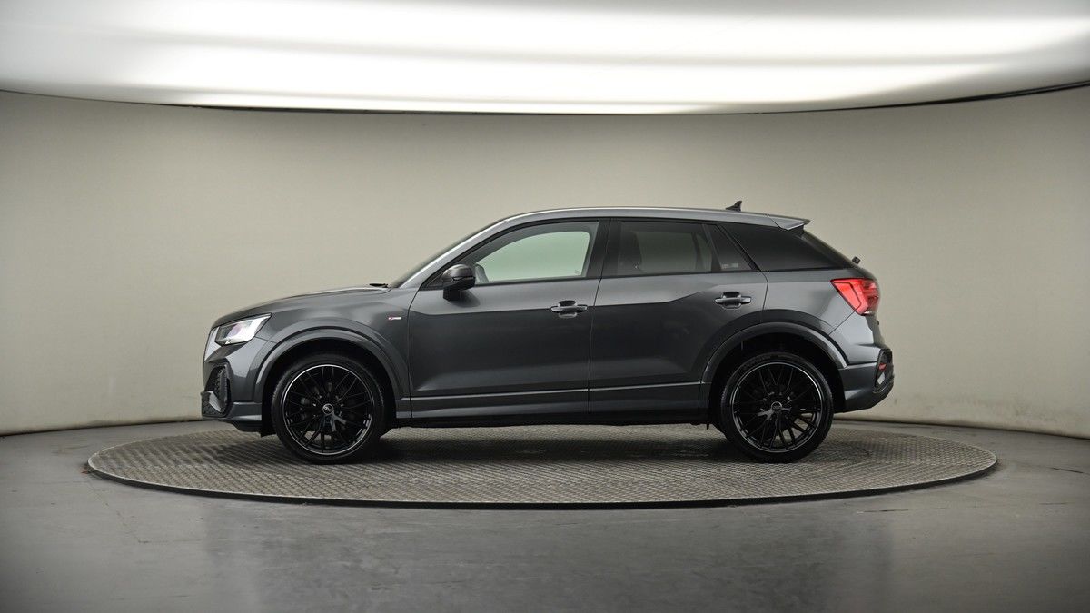 Audi Q2 Image 19